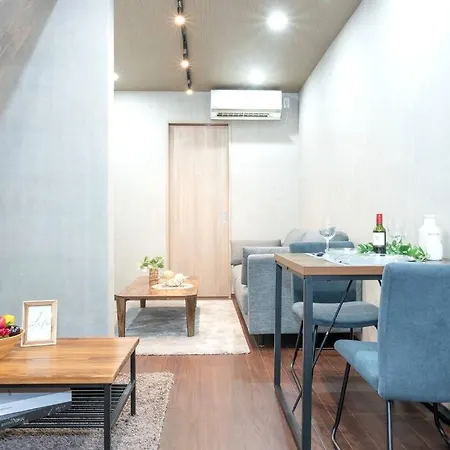 Kyobashi House Entire House For Rentー 京橋一軒家完全貸切 Apartment Osaka Exterior photo